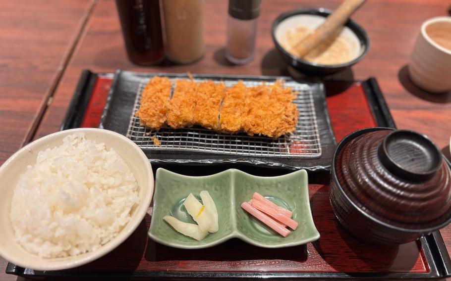 tonkatsu meal