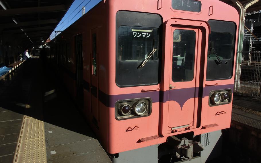A train bound for Joshu-Tomioka Station.