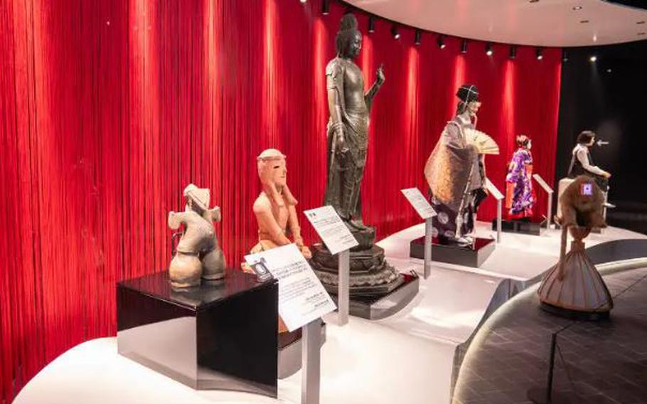 From Jomon-era clay figurines to hyper-realistic androids, the zone suggests that humanity has always been fascinated by the boundary between the animate and inanimate.