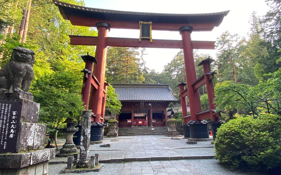 Main torii gate