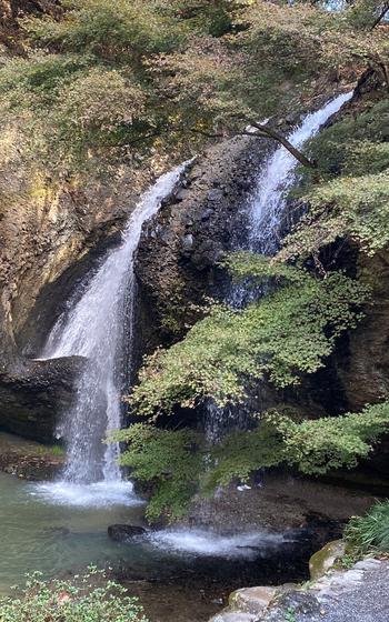 Tsukimachi Falls