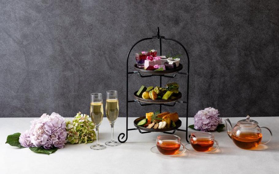afternoon tea set.