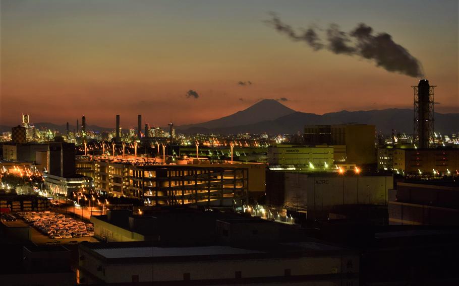 factory area in Kawasaki.