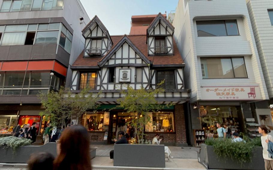 buildings in Motomachi, Yokohama City.