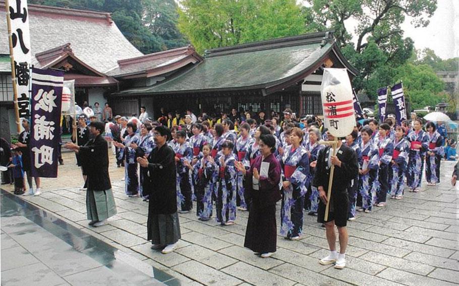 Participants are dancing.