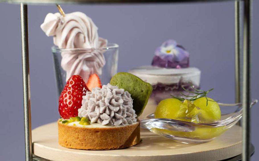 THE SUN & THE MOON restaurant afternoon tea meal
