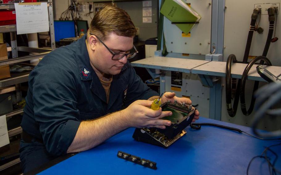 U.S. Navy photo by Mass Communication Specialist Seaman Evan Mueller