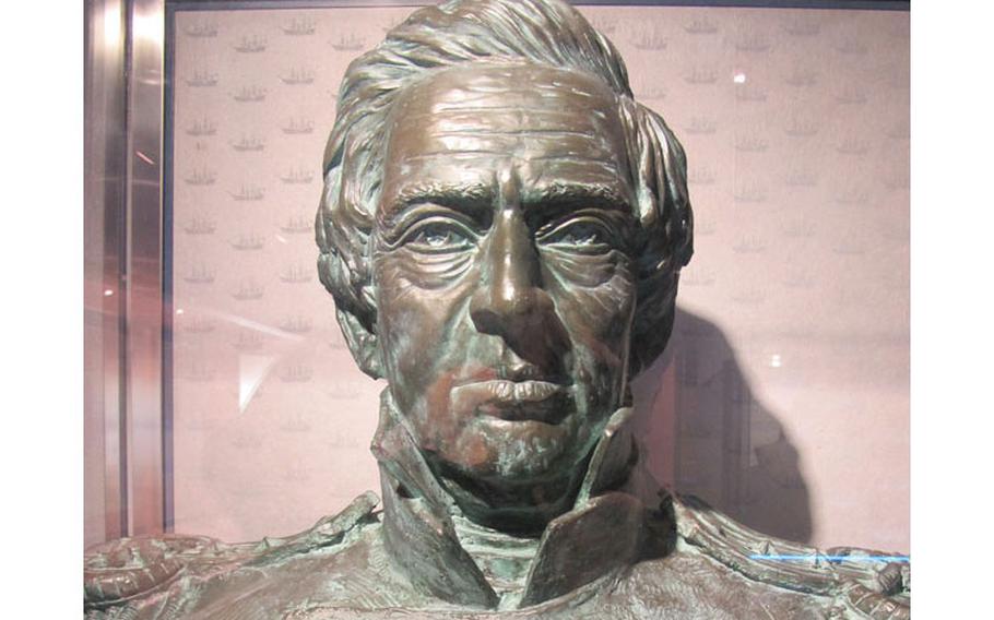 Bronze sculpture of Commodore Perry at the Perry Museum in Kurihama, Yokosuka City. (Photo by Takahiro Takiguchi)