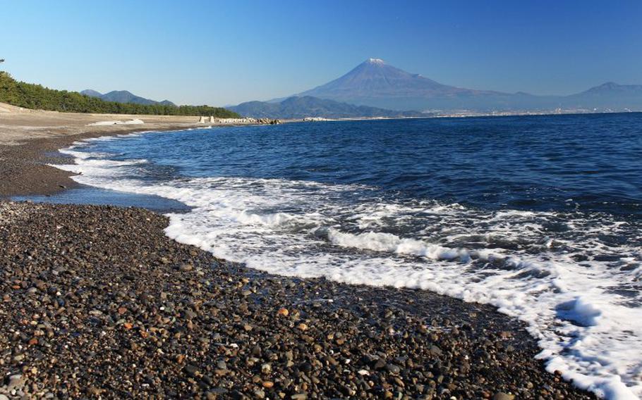 Miho no Matsubara Beach