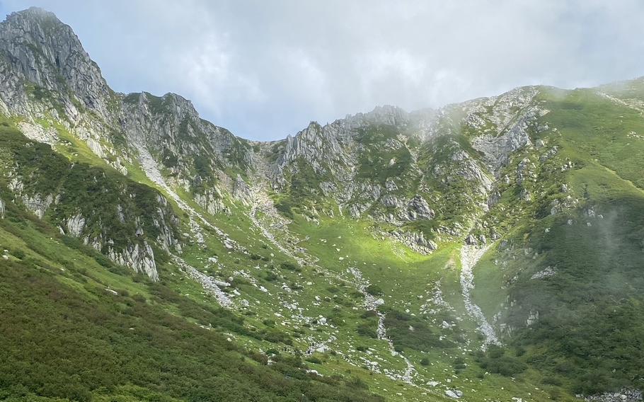 Senjojiki Cirque