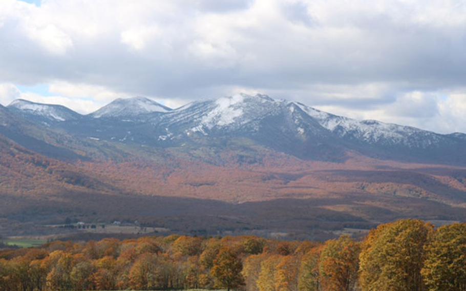 Mt. Hakkoda in autumn colors