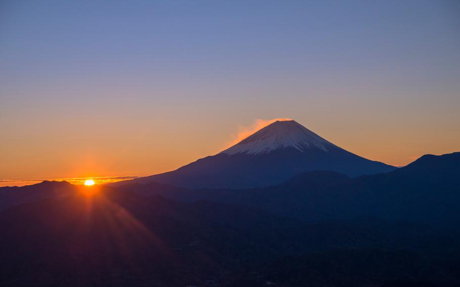 hatsuhinode and Mt. Fuji