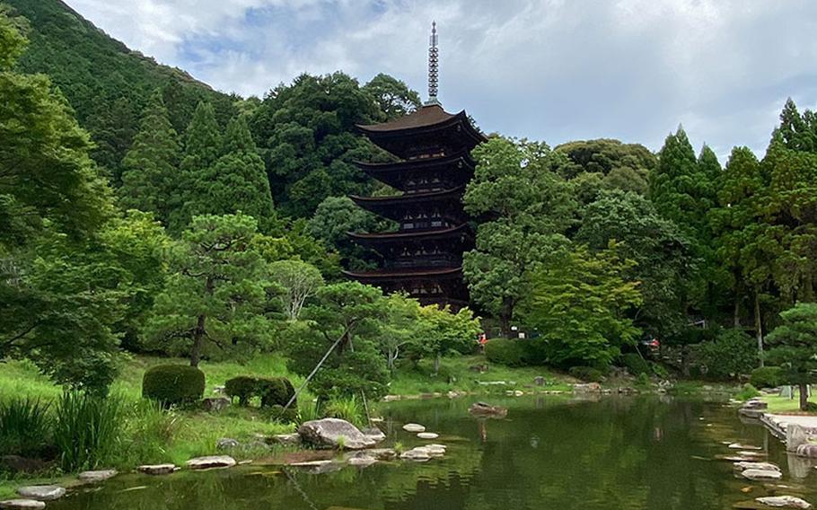 Rurikoji Temple, photos by Takahiro Takiguchi