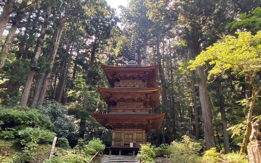 Three-storied pagoda at Kozenji Temple